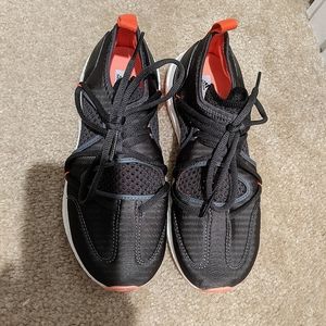Stella McCartney for Adidas, black ultraboost sneakers Size 6